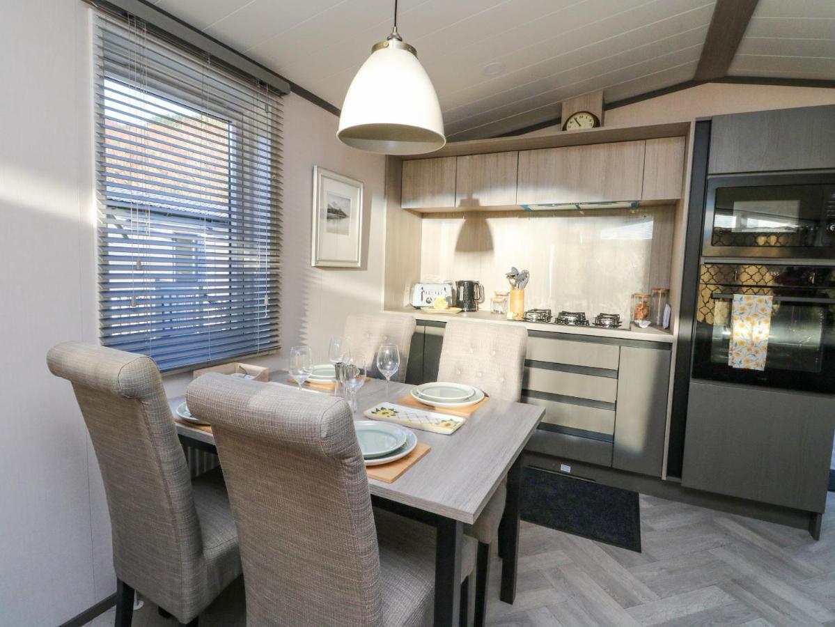 Hollybirch Villa Crieff Bagian luar foto