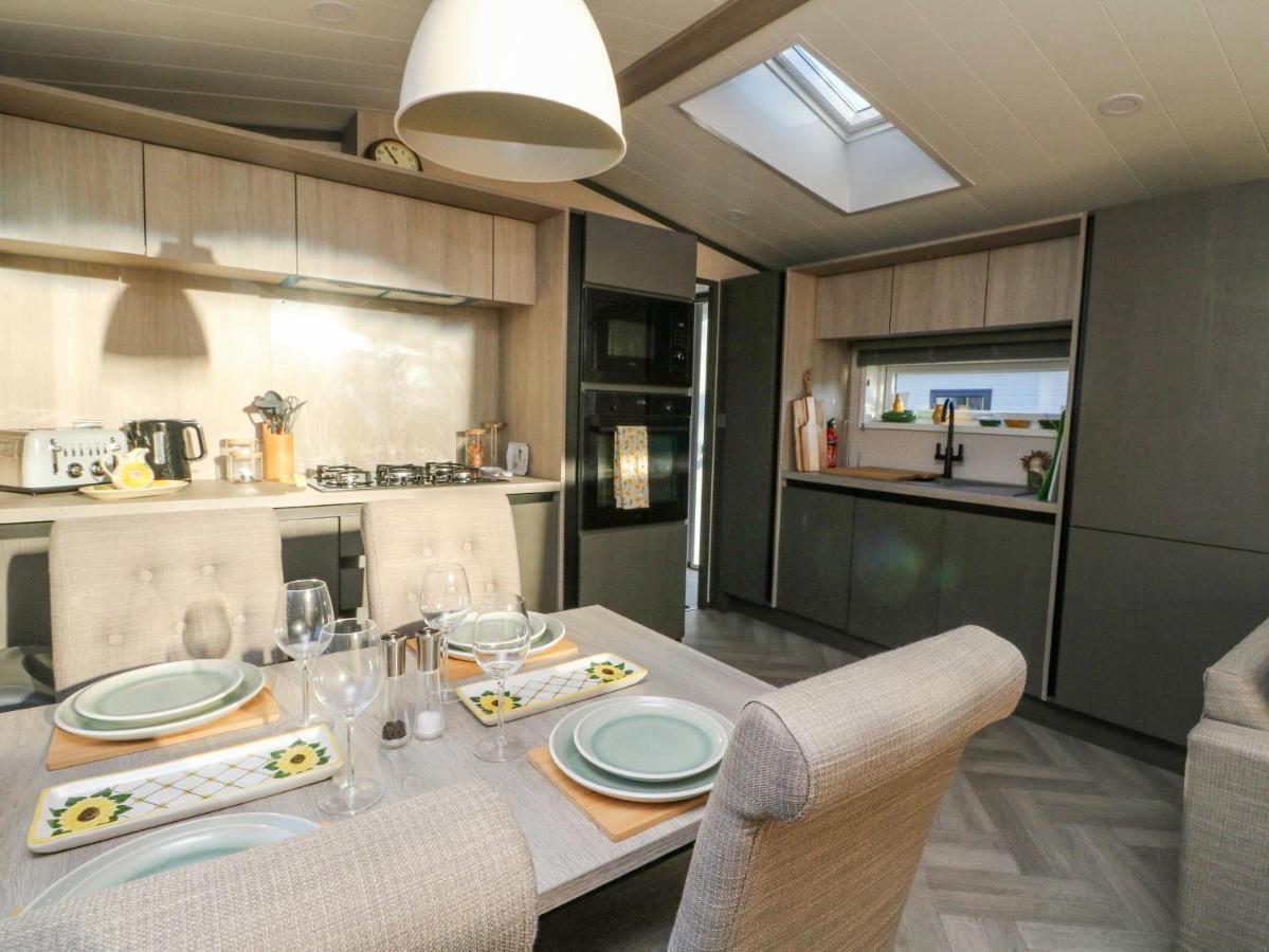 Hollybirch Villa Crieff Bagian luar foto